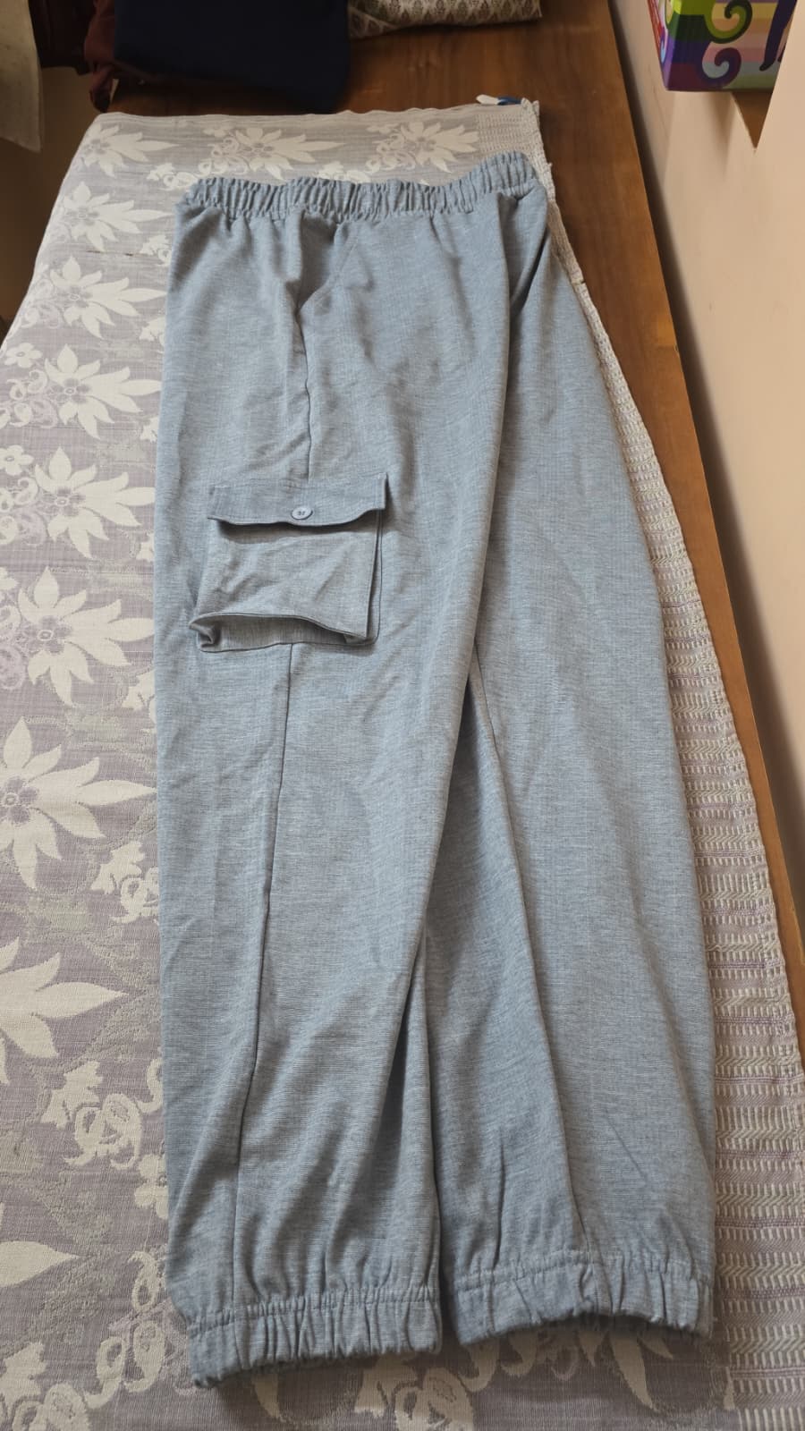 Gray Elastic-Waist Cargo Joggers